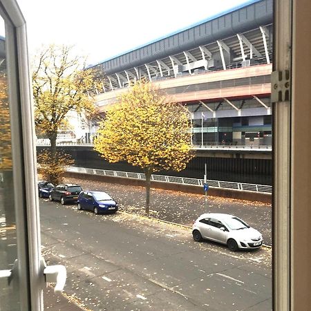 1 Fitzhamon Embankment Apartments Opposite Principality Stadium - Long Stay Offer Кардиф Екстериор снимка