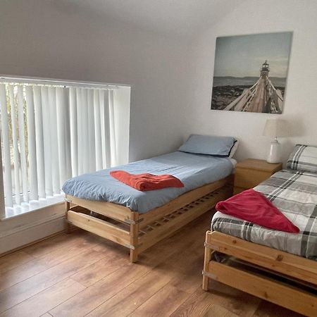 1 Fitzhamon Embankment Apartments Opposite Principality Stadium - Long Stay Offer Кардиф Екстериор снимка