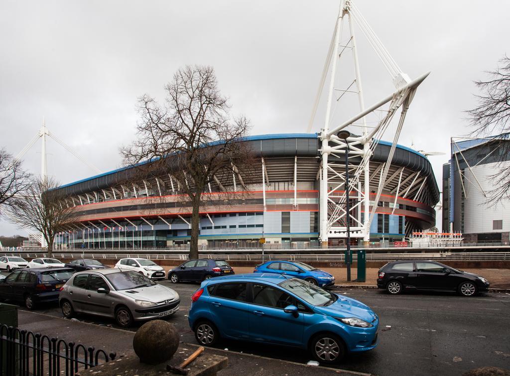 1 Fitzhamon Embankment Apartments Opposite Principality Stadium - Long Stay Offer Кардиф Екстериор снимка