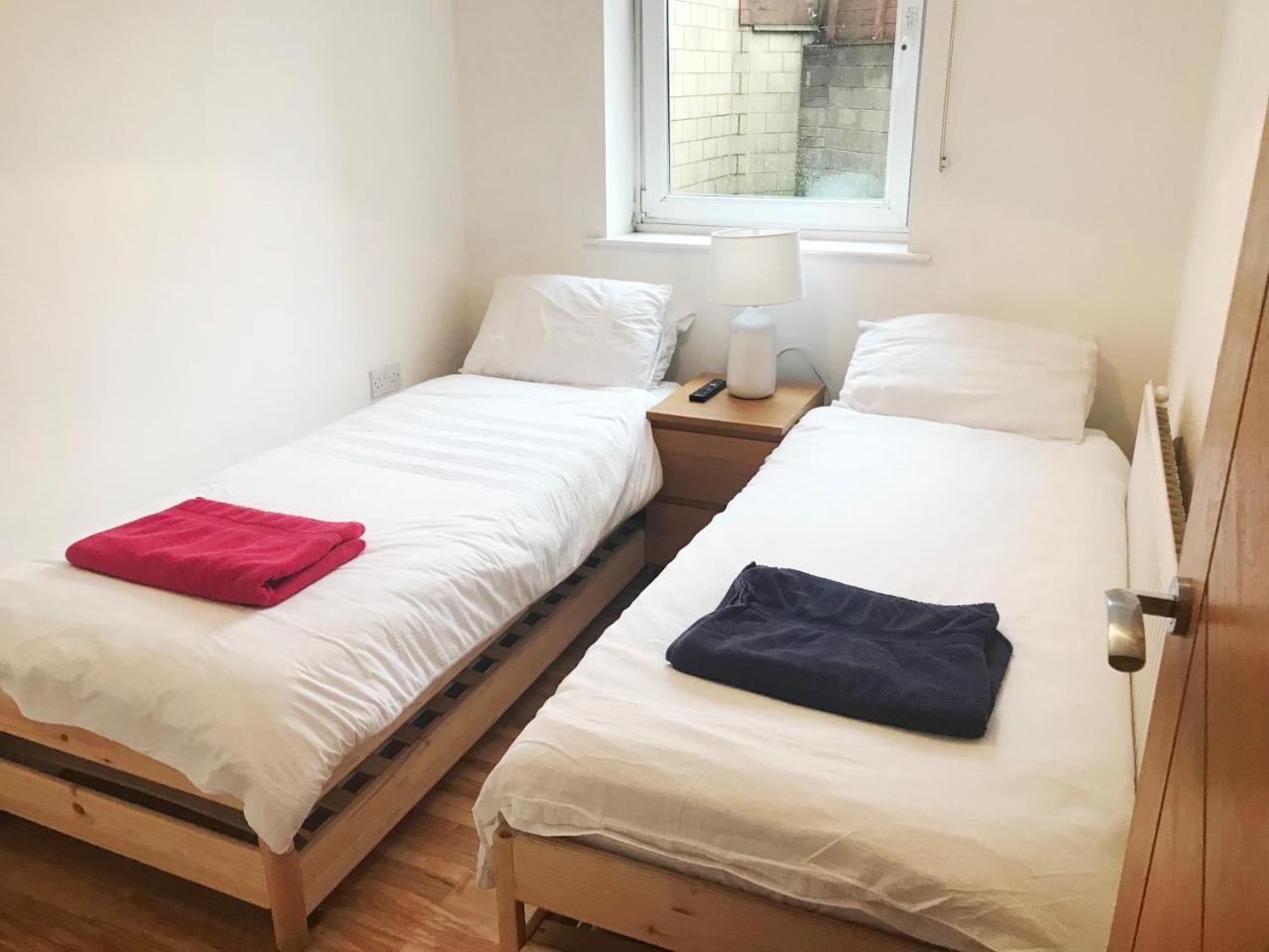 1 Fitzhamon Embankment Apartments Opposite Principality Stadium - Long Stay Offer Кардиф Екстериор снимка